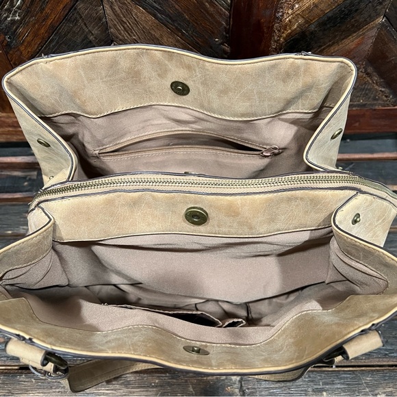 DONATED - Picture 5 of 5